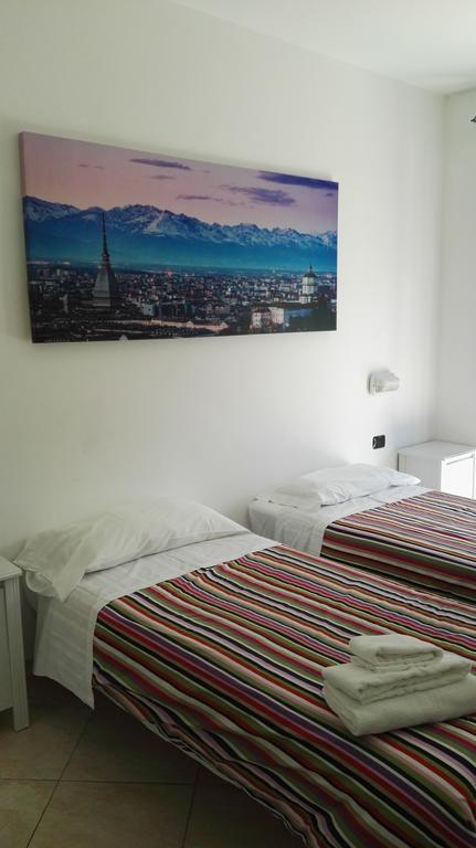 Hotel Paradise Bruzolo Bagian luar foto