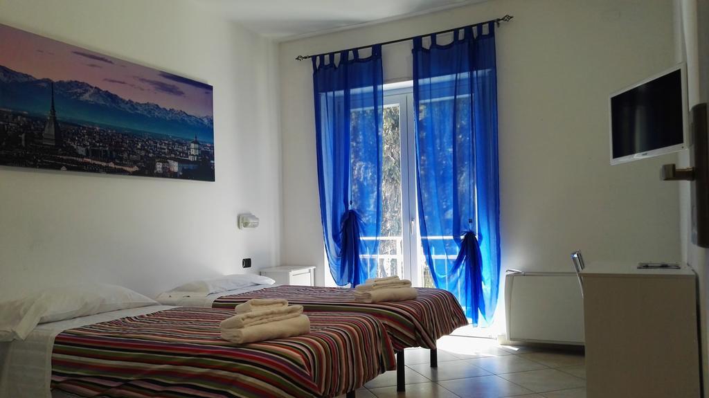 Hotel Paradise Bruzolo Bagian luar foto