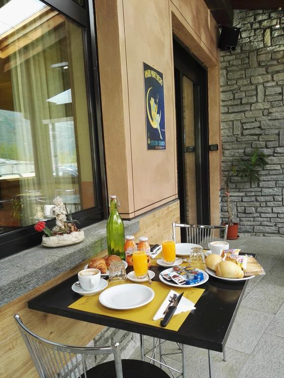 Hotel Paradise Bruzolo Bagian luar foto